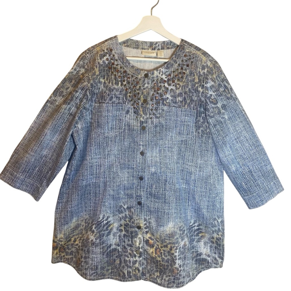 Chico's Blue Animal Print Patterned Button Down Women’s Blouse Size 2